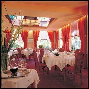 Hôtel La Bourbonnaise à Sérézin-du-Rhône Extérieur photo